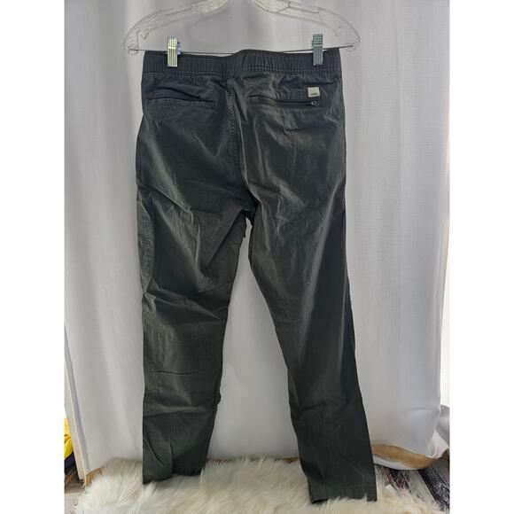 Vuori  Ripstop Pant Olive Green Cropped Women's Pants
size Small - Picture 8 of 10